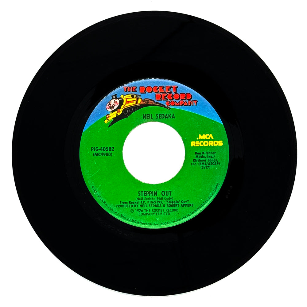 Neil Sedaka : STEPPIN' OUT/ I LET YOU WALK AWAY