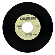 Mac Davis : STOP AND SMELL THE ROSES/ ONE HELL OF A WOMAN