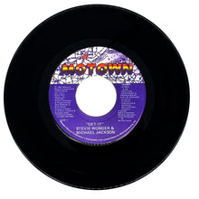 Load image into Gallery viewer, Stevie Wonder and Michael Jackson : GET IT/ GET IT (INSTRUMENTAL)

