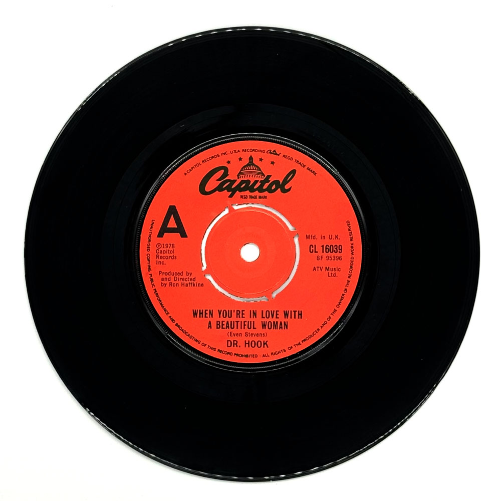 Dr. Hook : WHEN YOU'RE IN LOVE WITH A BEAUTIFUL WOMAN/ DOOLEY JONES