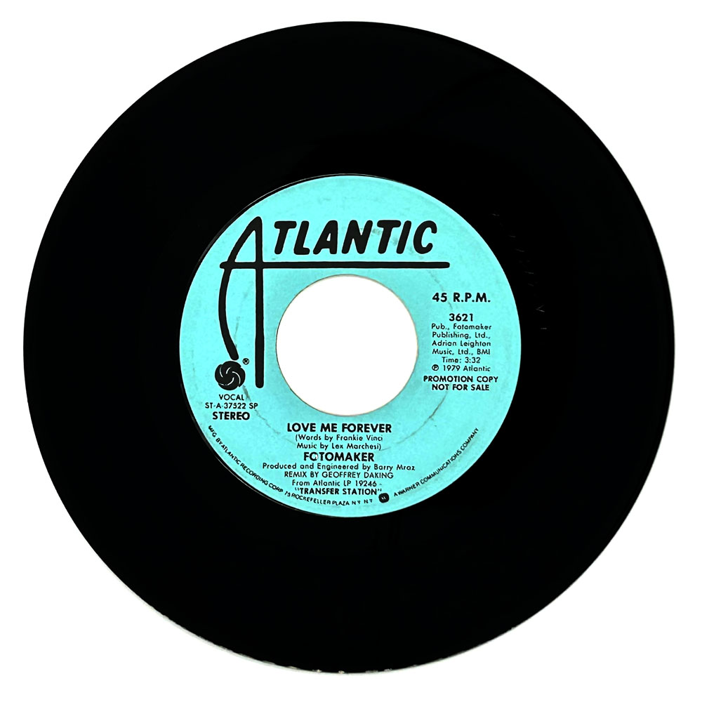 Fotomaker : LOVE ME FOREVER/ LOVE ME FOREVER