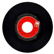 Load image into Gallery viewer, UB40 with Chrissie Hynde : I GOT YOU BABE/ UB40 : NKOMO A GO GO (SPECIALLY REMIXED VERSION)
