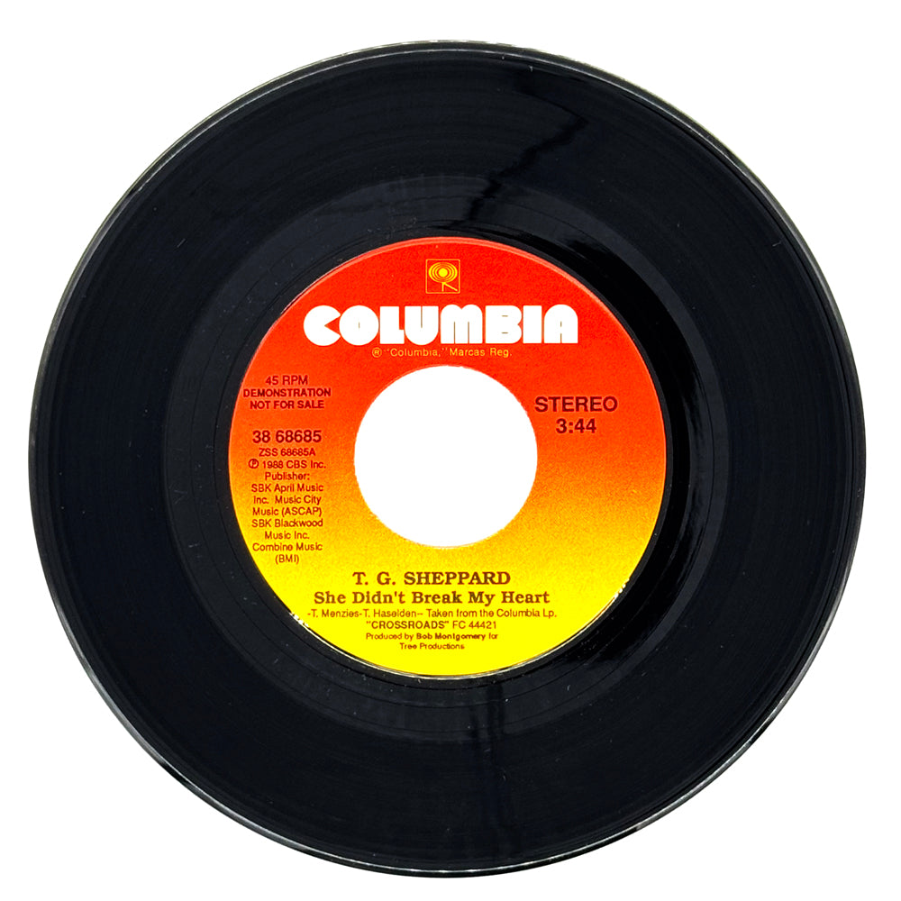 T.G. Sheppard : SHE DIDN'T BREAK MY HEART/ SHE DIDN'T BREAK MY HEART