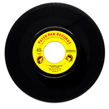Load image into Gallery viewer, Peter Pan Orchestra &amp; Chorus, The : I SAW MOMMY KISSING SANTA  CLAUS/ RING OUT WILD BELLS
