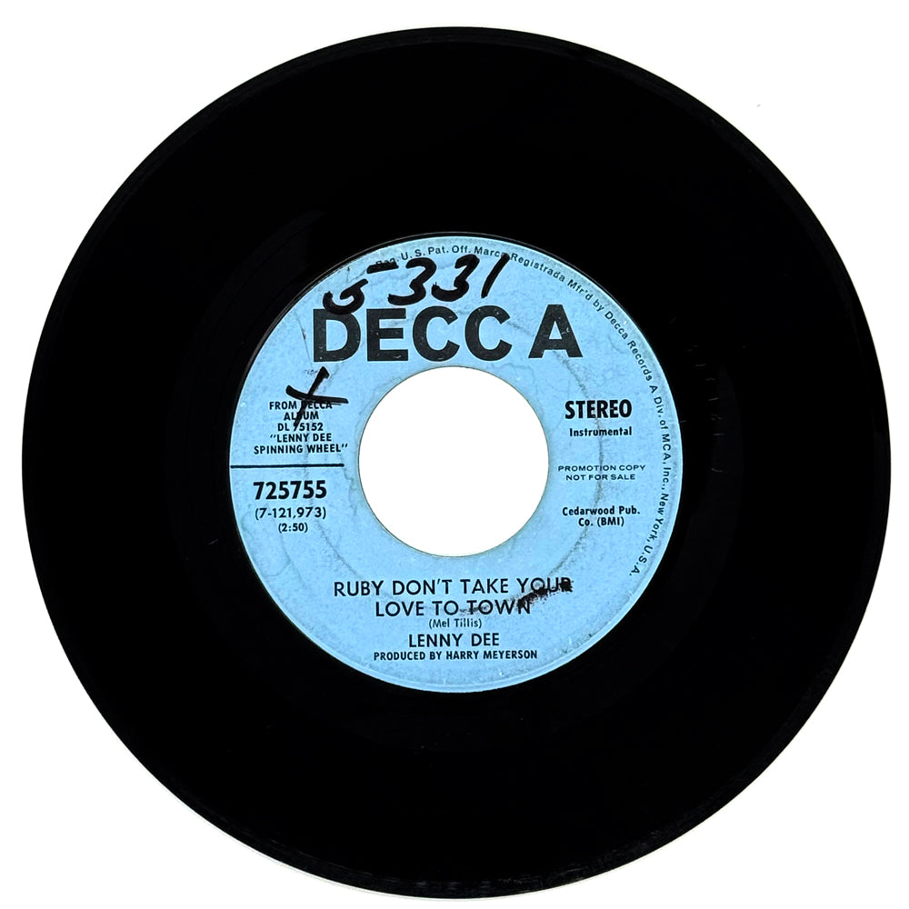 Lenny Dee : RUBY DON'T TAKE YOUR LOVE TO TOWN/ YESTERDAY WHEN I WAS YOUNG