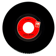 Load image into Gallery viewer, Sergio Mendes feat. Joe Pizzulo : OLYMPIA/ Sergio Mendes : CARNAVAL
