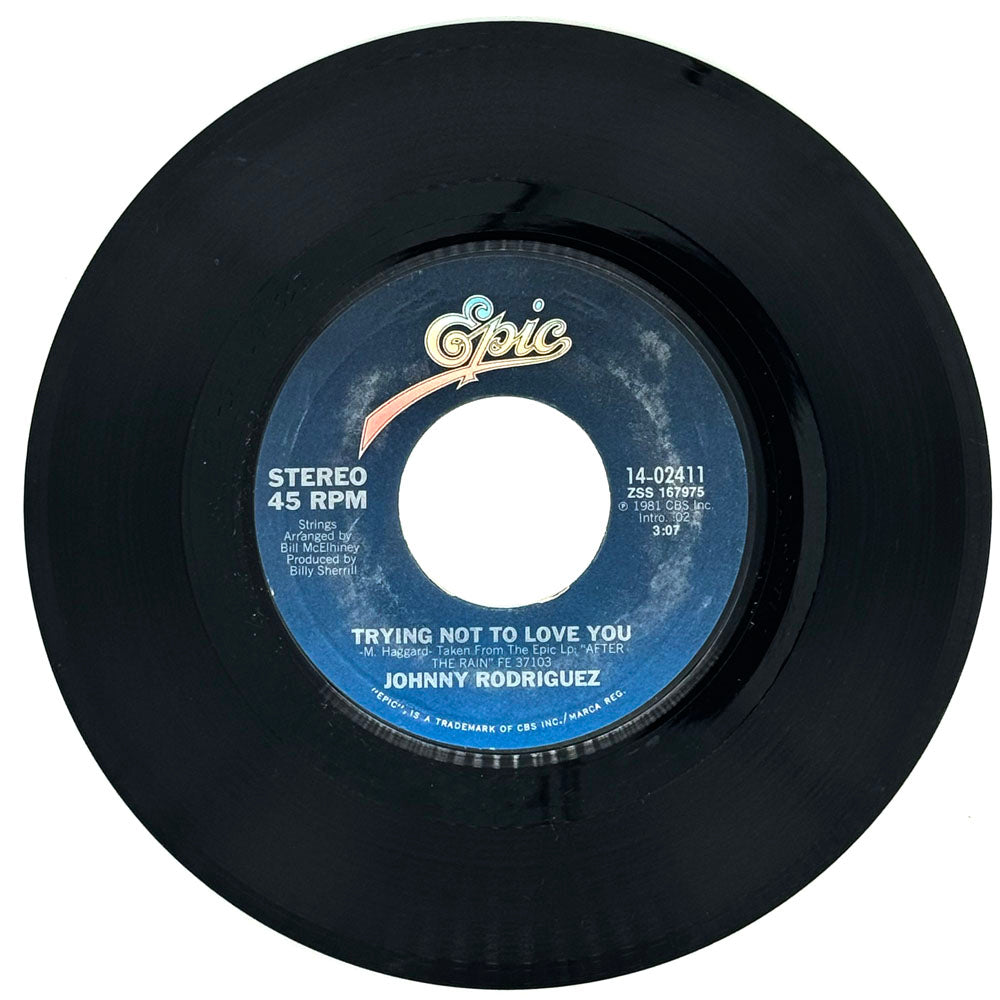 Johnny Rodriguez : TRYING NOT TO LOVE YOU/ MEXICO RAIN