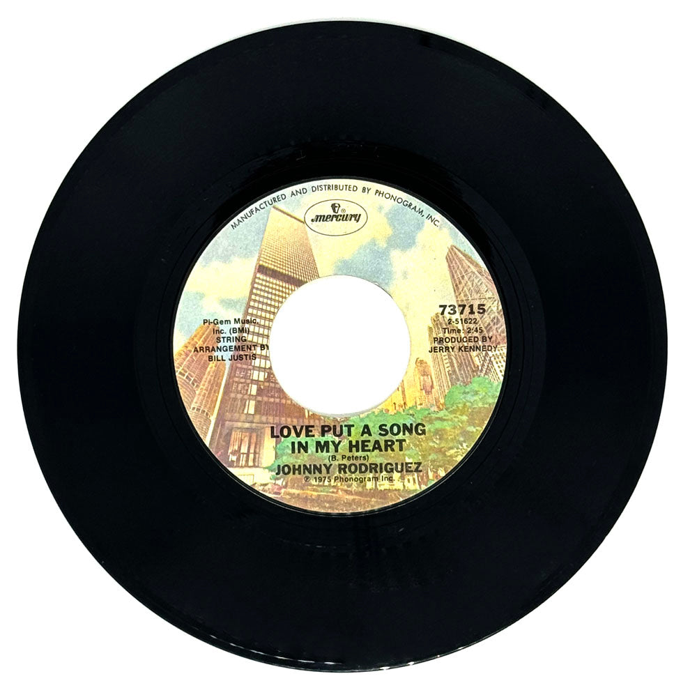 Johnny Rodriguez : LOVE PUT A SONG IN MY HEART/ STEPPIN' OUT ON YOU