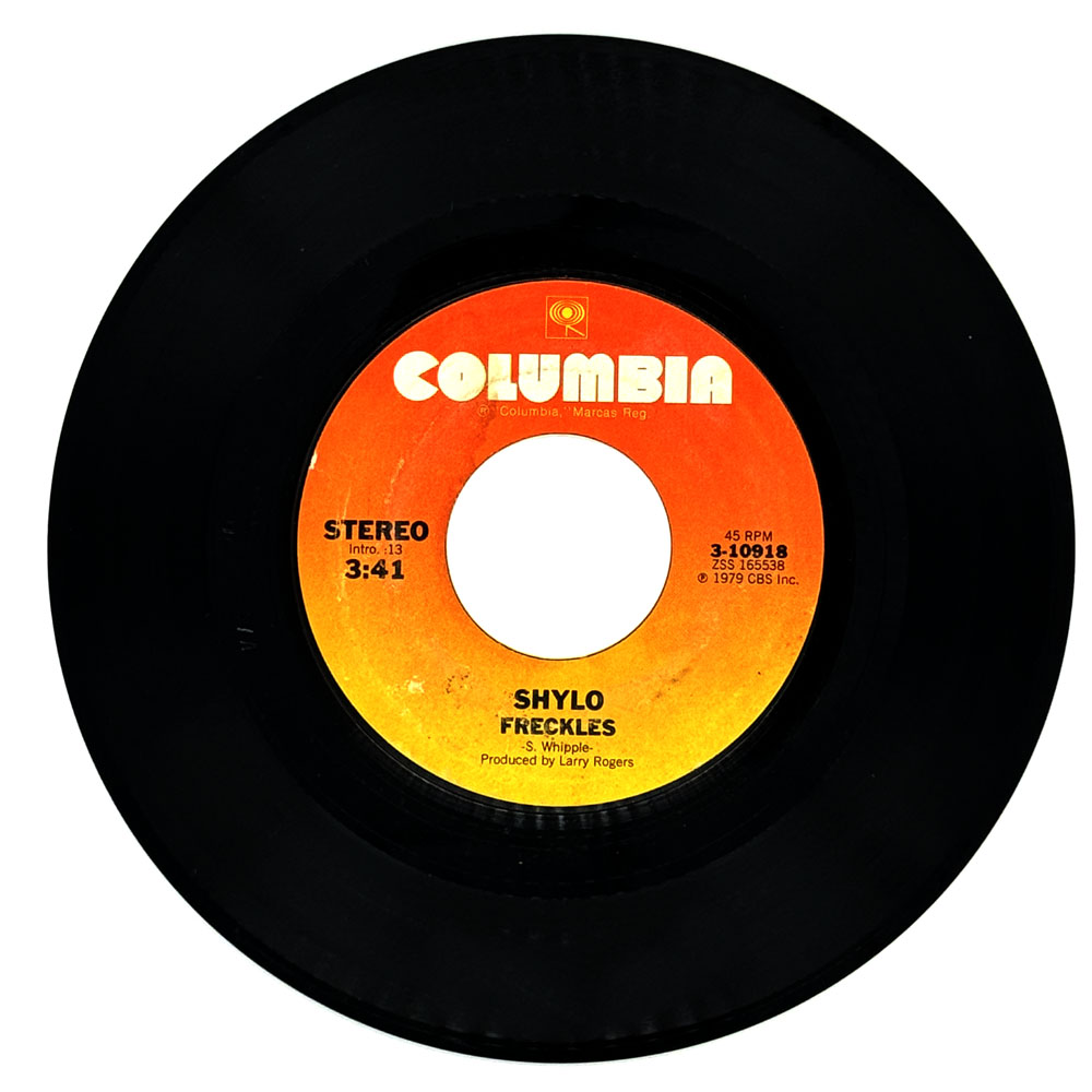 Shylo : FRECKLES/ WAIT UNTIL DARK