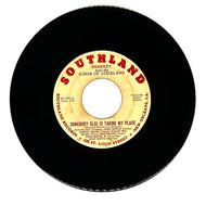 Sharkey And His Kings of Dixieland : SOMEBODY ELSE IS TAKING MY PLACE/ CHIMES BLUES