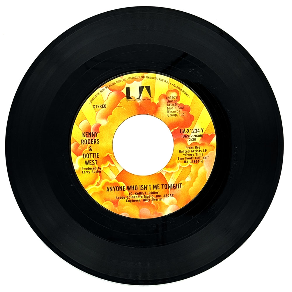 Kenny Rogers & Dottie West : ANYONE WHO ISN'T ME TONIGHT/ YOU AND ME