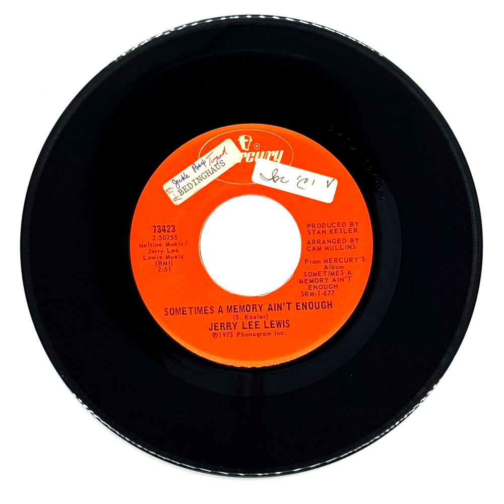 Jerry Lee Lewis : SOMETIMES A MEMORY AIN'T ENOUGH/I THINK I NEED TO PRAY