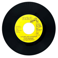 Cliff Cochran : LOVE ME LIKE A STRANGER/ LOVE ME LIKE A STRANGER